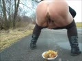 Pommes und Brathähnchen